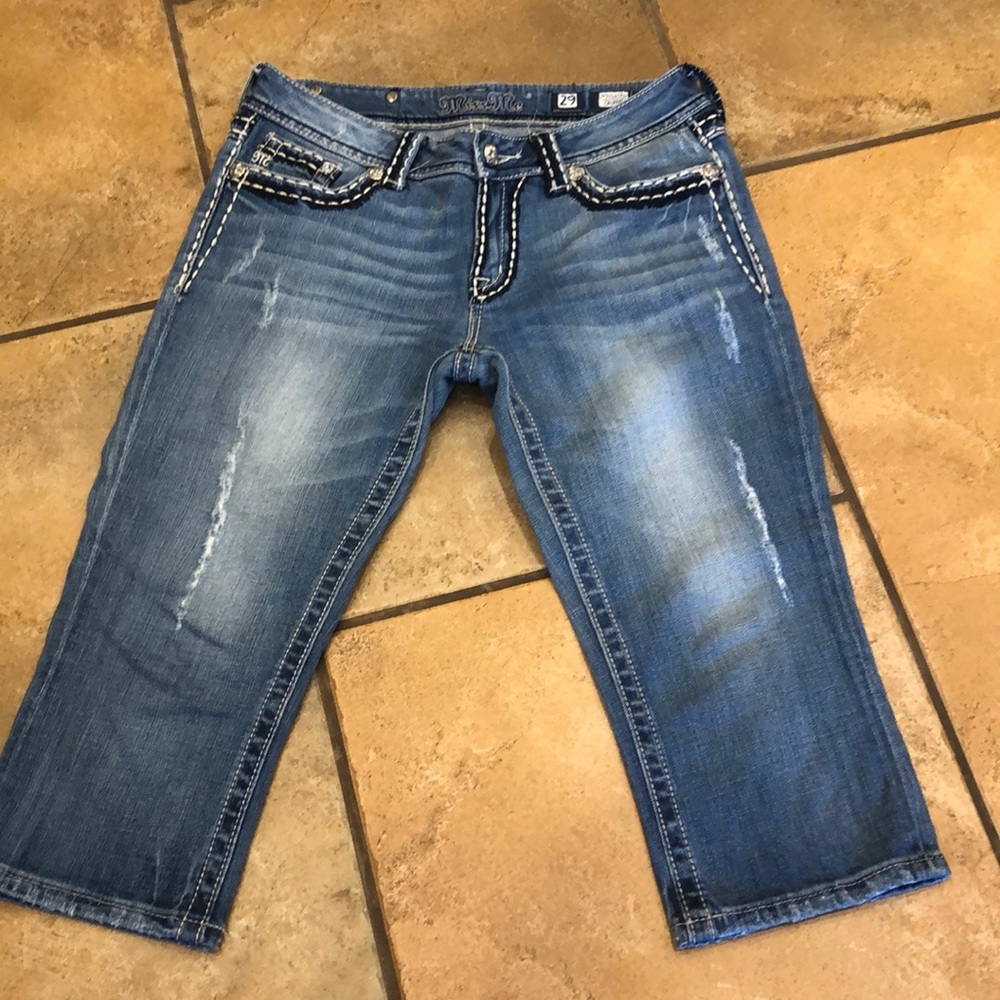 Miss Me Capri Jeans 29 Distressed Cropped